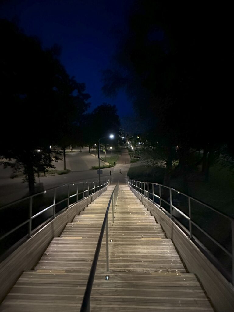 Wolkatbrug ETZ Tilburg LED verlichting pucks