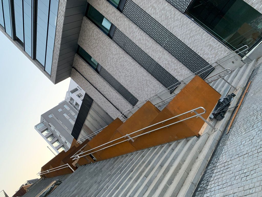 Lippulaiva shopping center Helsinki